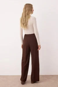 TRENDYOLMİLLA Brown Pilili Wide Leg/Wide Leg Pants - Image 4