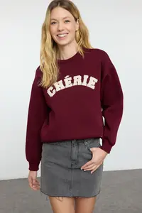 TRENDYOLMİLLA Burgundy Thick Oversized/Comfortable Cut Slogan Embroidered Knitting Sweatshirt with Fleece Inside
