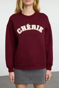 TRENDYOLMİLLA Burgundy Thick Oversized/Comfortable Cut Slogan Embroidered Knitting Sweatshirt with Fleece Inside - Image 3