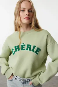 TRENDYOLMİLLA MINT Thick Fleece Inside Slogan Embroidered Oversized/Comfortable Cut Knitting Sweatshirt - Image 3