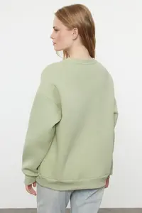 TRENDYOLMİLLA MINT Thick Fleece Inside Slogan Embroidered Oversized/Comfortable Cut Knitting Sweatshirt - Image 6