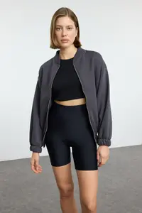 TRENDYOLMİLLA Anthracite Zippered Oversized/Wide Pattern Thick Fleece Inside Knitting Sweatshirt - Image 2