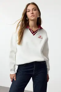 TRENDYOLMİLLA Ecru  Knitting Sweatshirt
