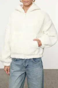 TRENDYOLMİLLA Ecru Plush Regular/Normal Pattern Hooded Zippered Thick Knitting Sweatshirt - Image 3