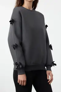 TRENDYOLMİLLA Anthracite Bow Detailed Oversized/Wide Pattern Thick Fleece Inside Knitting Sweatshirt - Image 4