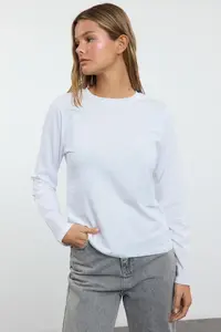 TRENDYOLMİLLA Black-White 2 Sets Paket Crew Neck Regular/Normal Cut Knitting T-Shirt - Image 13