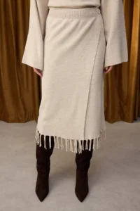 TRENDYOLMİLLA Special Collection Stone Skirt Tasseled Knitwear Top and Bottom Set - Image 3