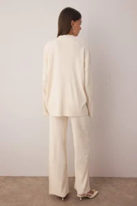 TRENDYOLMİLLA Non-body Selecting Stone Dog collar Button Detailed Sweater-Pants Knitwear Bottom - Top Set - Image 5