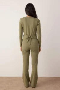 TRENDYOLMİLLA Khaki Double breasted Kapama Fitted Long Sleeve Flexible Knitting Top and Bottom Set - Image 4