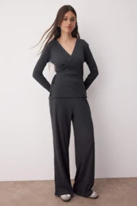 TRENDYOLMİLLA Anthracite wrap Wideleg/Wide Leg Knitting Top and Bottom Set - Image 2