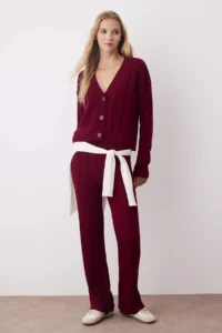 TRENDYOLMİLLA Burgundy V-neck Cardigan-Pants Knitwear Bottom - Top Set