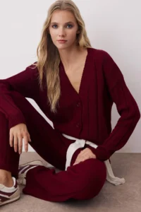 TRENDYOLMİLLA Burgundy V-neck Cardigan-Pants Knitwear Bottom - Top Set - Image 2