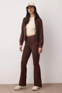 TRENDYOLMİLLA Dark Brown Raglan Sleeve relaxed Top Flare/flared leg Flexible Knitting Top and Bottom Set - Image 2