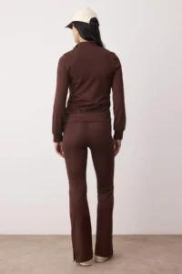 TRENDYOLMİLLA Dark Brown Raglan Sleeve relaxed Top Flare/flared leg Flexible Knitting Top and Bottom Set - Image 4