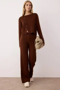 TRENDYOLMİLLA Brown Asymmetric Button Detailed Sweater-Pants Knitwear Bottom - Top Set - Image 2