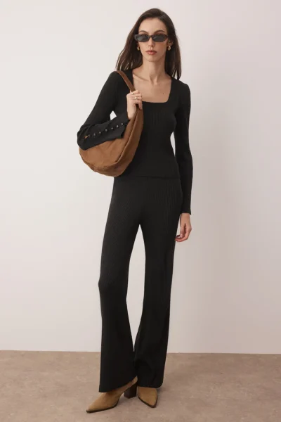 TWOAW26AU00054-BLACK_1