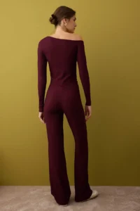 TRENDYOLMİLLA Burgundy Asymmetric Collar off shoulder Fitted Flexible Knitting Bottom - Top Set - Image 4