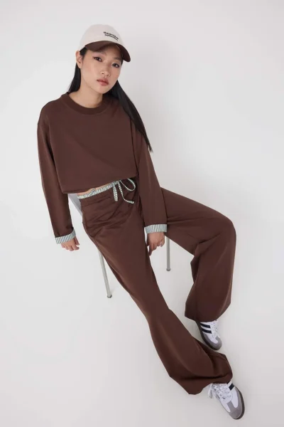 TWOAW26AU00059-BROWN_1