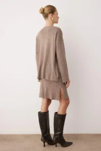 TRENDYOLMİLLA Mink V-neck Blouse-Cardigan-Pants Knitwear Bottom - Top Set - Image 11
