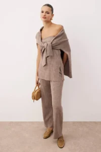 TRENDYOLMİLLA Mink V-neck Blouse-Cardigan-Pants Knitwear Bottom - Top Set - Image 2