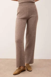 TRENDYOLMİLLA Mink V-neck Blouse-Cardigan-Pants Knitwear Bottom - Top Set - Image 4