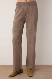 TRENDYOLMİLLA Mink V-neck Blouse-Cardigan-Pants Knitwear Bottom - Top Set - Image 7