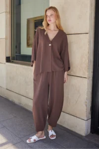 TRENDYOLMİLLA Brown Rahat Pattern V-neck Kimono Blouse Pants Weaving Bottom - Top Set