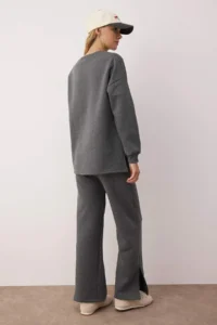 TRENDYOLMİLLA Anthracite Crew Neck Oversized/Wide Cut Top Wide Leg Bottom Knitting Bottom - Top Set - Image 4