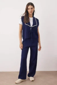 TRENDYOLMİLLA Navy Blue Vest-Pants Knitwear Bottom - Top Set - Image 2