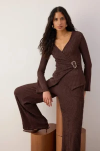 TRENDYOLMİLLA Brown wrap Fitted Accessory Detailed textured Knitting Bottom - Top Set - Image 2
