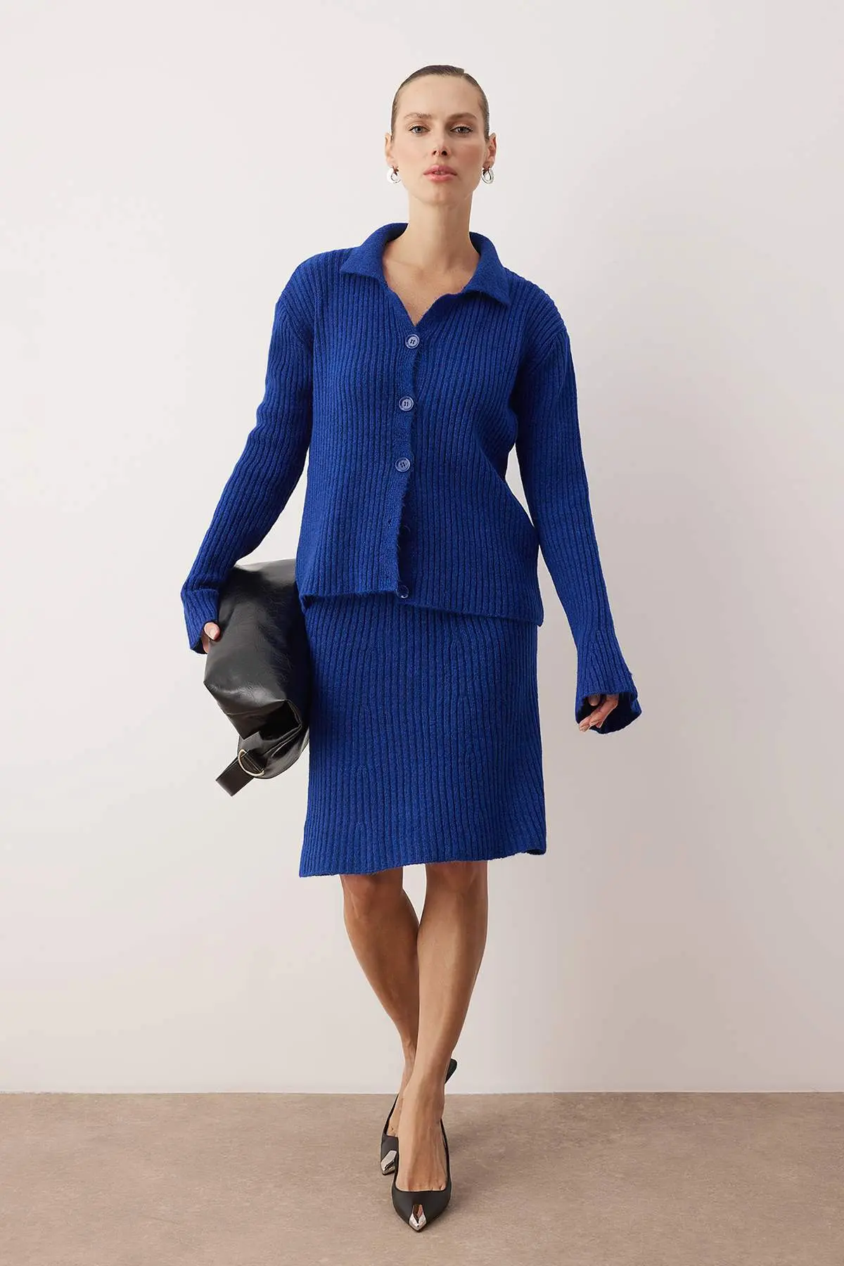 TWOAW26AU00123-BLUE_1