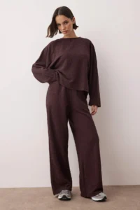 TRENDYOLMİLLA Brown textured Oversized/Wide Pattern Flexible Knitting Bottom - Top Set - Image 2