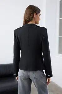 TRENDYOLMİLLA Black Aksesuar buttoned with pocket Fitted/Bele Oturan Weaving Blazer Jacket - Image 4