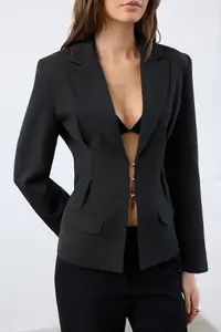 TRENDYOLMİLLA Black Accessory Closed Fitted Weaving Blazer Jacket - Image 3