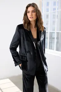 TRENDYOLMİLLA Black Double breasted Regular/Normal Pattern Weaving Velvet Blazer Jacket - Image 2