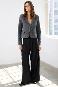 TRENDYOLMİLLA Anthracite Binding Detailed Short Bowl Weaving Woolly Blazer Jacket - Image 2