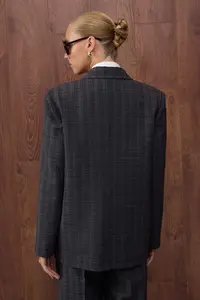 TRENDYOLMİLLA Special Collection Anthracite Checkered/Checkered Oversized Weaving Blazer Jacket Blazer Jacket - Image 4