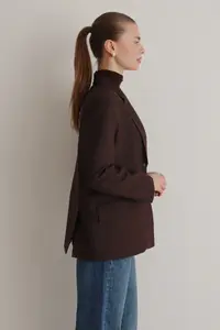 TRENDYOLMİLLA Brown Dark Blue Striped Oversized Blazer Jacket - Image 4