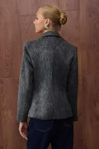 TRENDYOLMİLLA Special Collection Anthracite Bowl Fitted Wool Blazer Jacket - Image 4