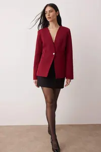 TRENDYOLMİLLA Burgundy Fitted Single buttoned Weaving Blazer Jacket - Image 3