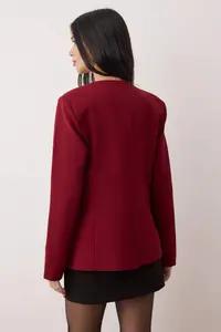 TRENDYOLMİLLA Burgundy Fitted Single buttoned Weaving Blazer Jacket - Image 5
