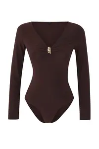 TRENDYOLMİLLA Brown Accessory Detailed V-neck Fitted Flexible Knitting Bottom snaps Bodysuit .D.00002 - Image 5