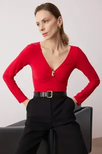 TRENDYOLMİLLA Red Knitting Bodysuit .D.00002 - Image 2
