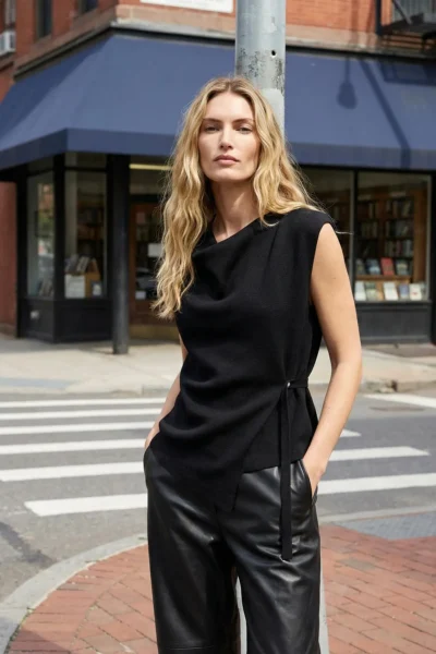 TWOAW26BZ00001-BLACK_1