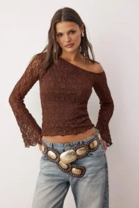 TRENDYOLMİLLA Brown Lace Asymmetric Collar Fitted Knitting Blouse