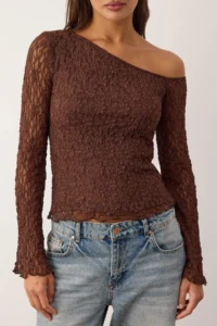 TRENDYOLMİLLA Brown Lace Asymmetric Collar Fitted Knitting Blouse - Image 3