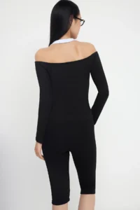 TRENDYOLMİLLA Black Fitted Cotton Flexible Knitting Blouse - Image 4