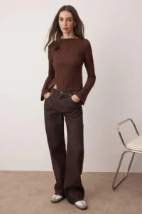 TRENDYOLMİLLA Brown Button Detailed Asymmetric Fitted Flexible Knitting Blouse - Image 2