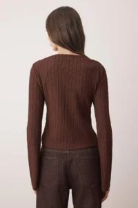 TRENDYOLMİLLA Brown Button Detailed Asymmetric Fitted Flexible Knitting Blouse - Image 4