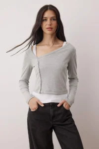 TRENDYOLMİLLA Gray Melange Double Look Asymmetric Collar Buttoned Fitted Flexible Knitting Blouse - Image 2